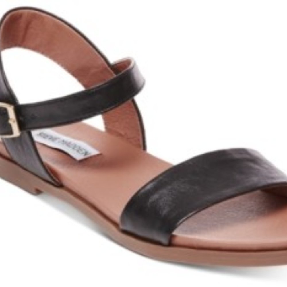 Steve Madden Dina Flat Sandals in Black